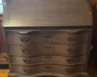 "New Bridge Sparkle & Cheer" in Aiken, SC Starts Closing Sun 12/7 at 8p.Pickup is Tue 12/9 from 2-6p. Please click here to view more photos, descriptions, and current bids: https://ctbids.com/estate-sale/40880