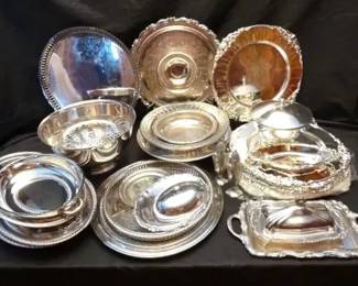 "New Bridge Sparkle & Cheer" in Aiken, SC Starts Closing Sun 12/7 at 8p.Pickup is Tue 12/9 from 2-6p. Please click here to view more photos, descriptions, and current bids: https://ctbids.com/estate-sale/40880