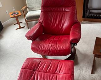 Stressless chair 1 of 2