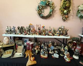 Emmett Kelly collectible figurines