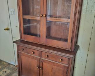 Kitchen hutch, consignment