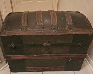 Travel trunk