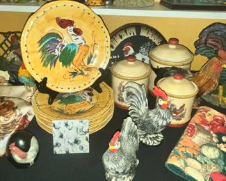 LOTS & LOTS OF ROOSTERS!