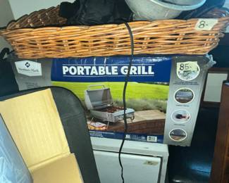 PORATBLE GRILL IN BOX