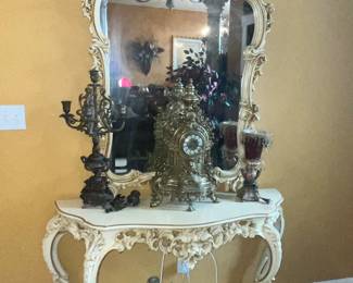 ORNATE ENTRY TABLE & MIRROR