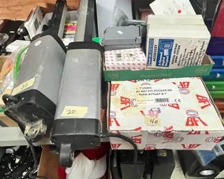 NEW UNUSED ELECTRIC GATE PARTS IN BOXES