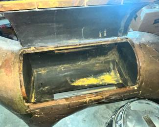 NEVER BEEN COOKED IN & NEVER BEEN KEPT OUTSIDE - LIKE NEW!