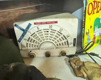 VINTAGE SENTINEL RADIO