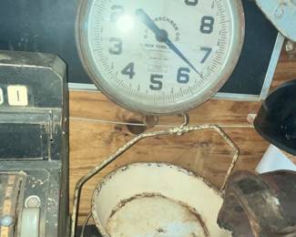 VINTAGE HANGING SCALE ORIGINALLY FROM DICK'S FOOD STORE CRESTWOOD.