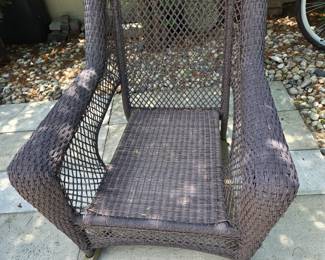 Outdoor woven patio chair