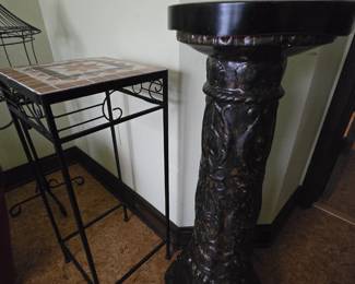 Pedestal and plant stand
