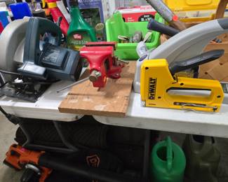 Circular saw, vise, staple gun, heavy duty stapler