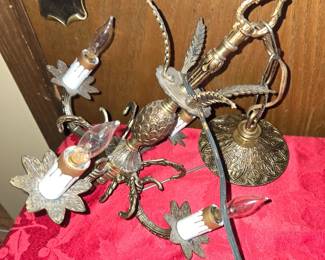 Small wired chandelier 1