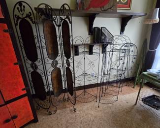 3 panel metal screen, folding / collapsible plant stand, metal trellises