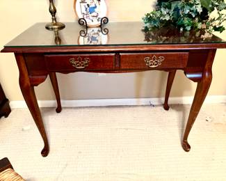 Vintage Queen Anne console table/writing desk