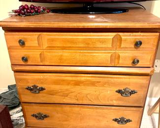 Colonial style chest