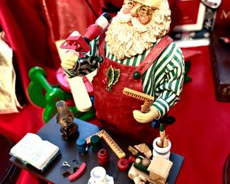 Vintage collectible Clothtique Santas