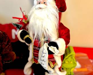 Assorted Santas