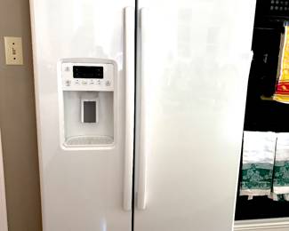 GE fridge