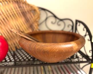 Wood salad bowl set