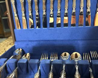 Michelangelo by Oneida service for 12