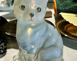 Fenton Cat, also other Fenton items not shown