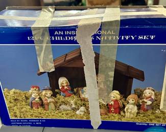 Vintage nativity set with box