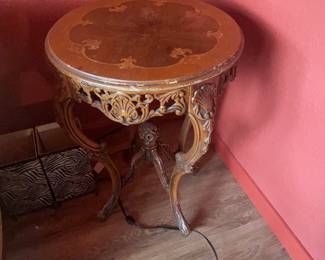 1940's  Louis XVI French Court Galleries by Tonk carved mahogany and marquetry side table. 