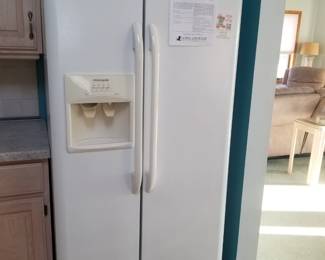 Frigidaire refrigerator
