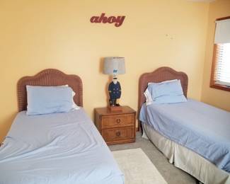 Wicker twin beds