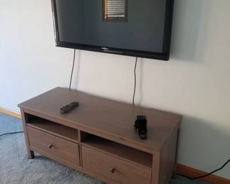 Entertainment console; Insignia TV