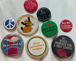 Vintage pins 
