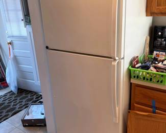 Whirlpool refrigerator 