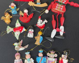 Vtg wooden ornaments 