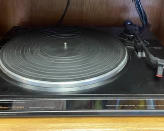 Studio Standard by Fischer turntable vtg