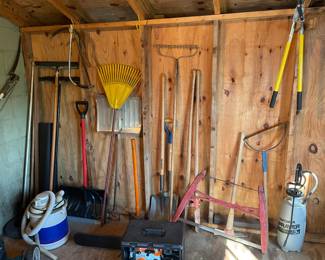 Yard & hand tools