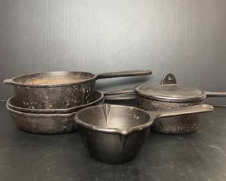 Cast iron pots & pans