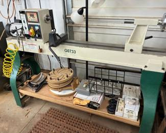 Wood lathe $900.00