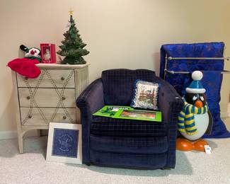 Vtg Ceramic Christmas Tree, Side Table, Quilt Rack 