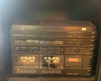 Magnavox Stereo System 