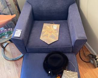 Flexsteel Chair & Ottoman
