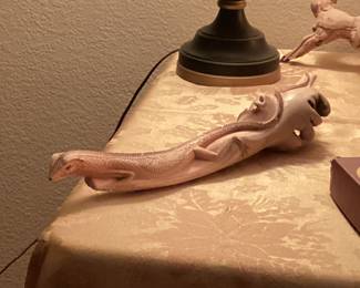 Hand carved lizard on driftwood 