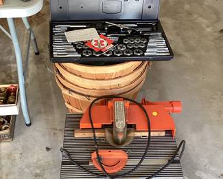 Router table tap and dye set