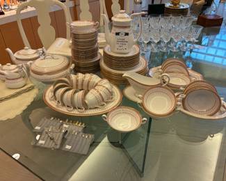 Spode Kensington 94 Piece Set