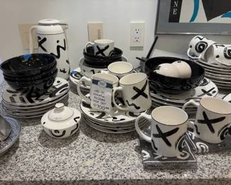 45 Pc Mikasa Reggae Dish Set