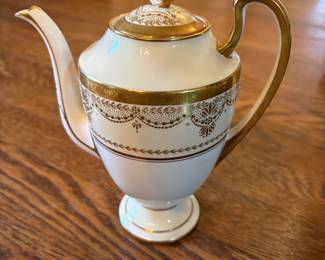 Aynsley demitasse set (includes coffee server, creamer and sugar and six demitasse cups and saucers