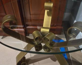 Beautiful mid-century modern glass and metal table (18.5 inches H x 24 inches diameter)