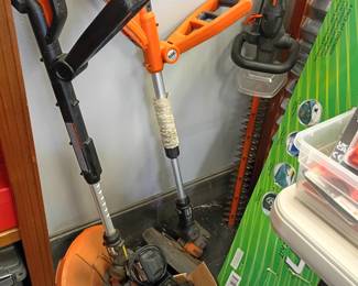 Worx weed eaters and batteries and chargers 