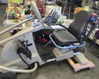 Nu Step T5XR Recumbent cross trainer. these things are like 6000.00 figured we would give it a shot. 