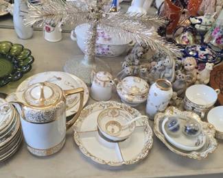 large collection of Carnivale glass, Fenton, Mccoy, Shawnee, and some Roseville pottery. 